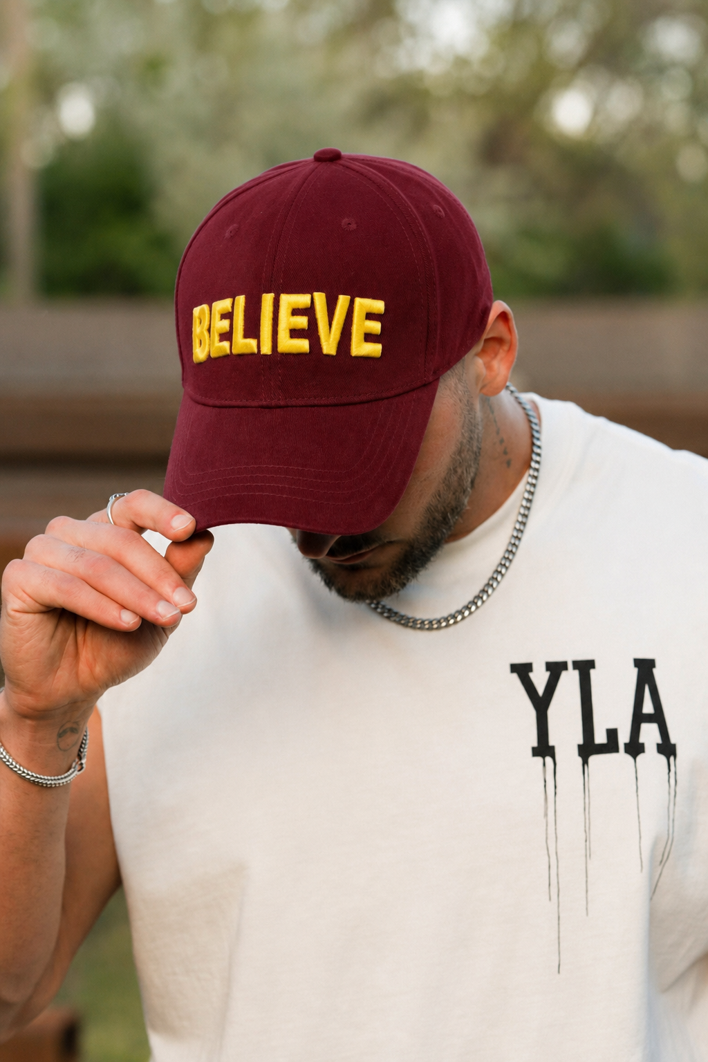 Caps